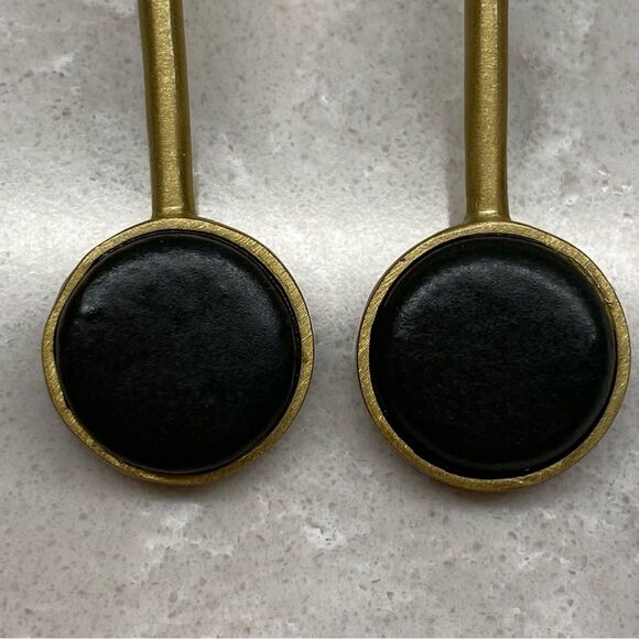 Ink+Alloy Black & Brass Pendulum Earrings NEW - Picture 7 of 9